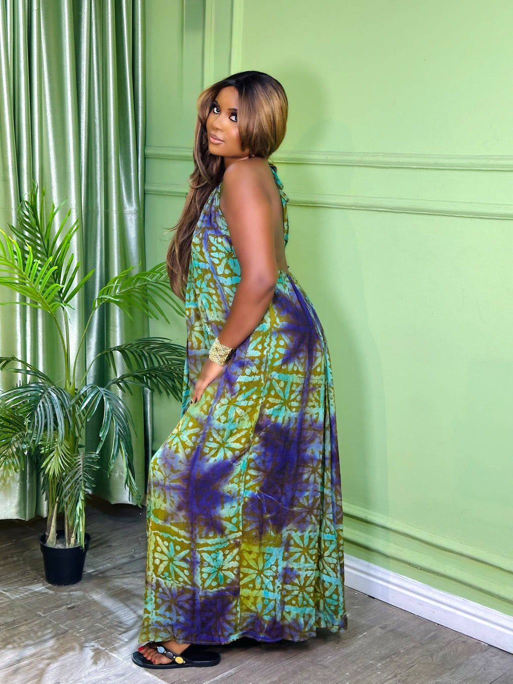 02 Sewa Backless Dress